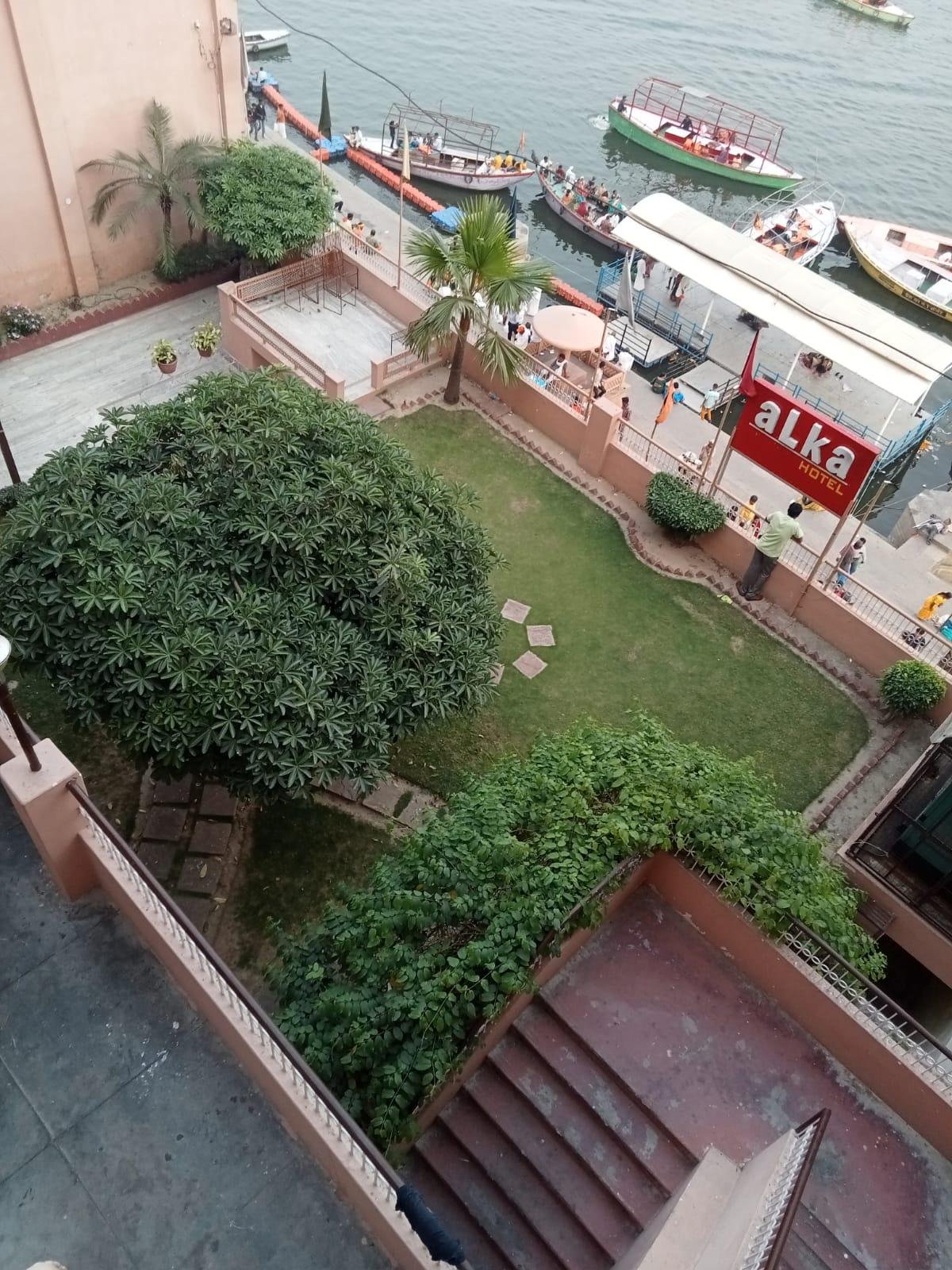 Alka Hotel (Ghatside) - Gallery Image