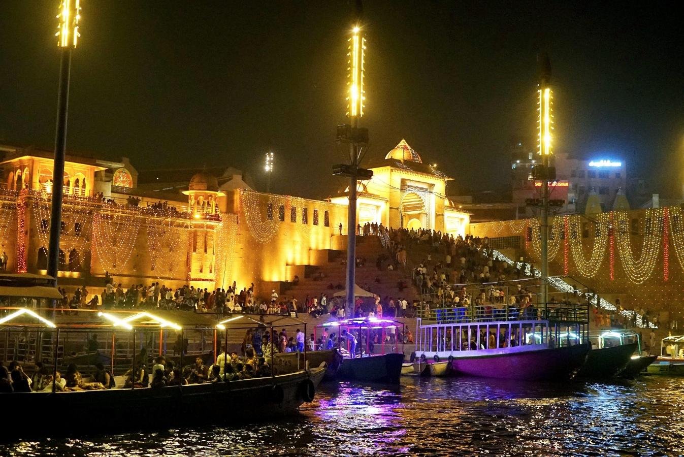 Dev Diwali  Boat Ride Experience